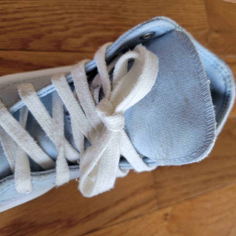 Converse Kids High-Top Platform Sneakers - Light Blue and White - Picture 6 of 8